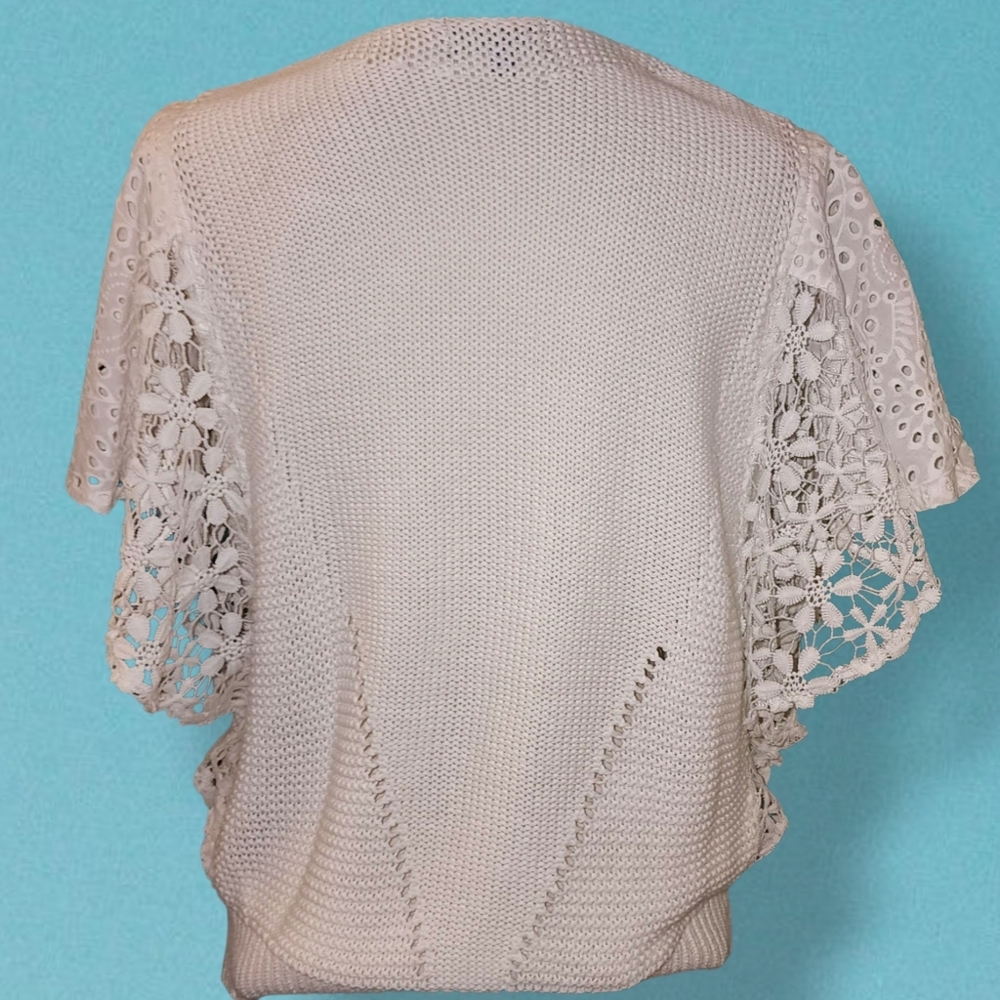 DEMOCRACY Flutter Sleeve V-Neck Mixed Media Top with Die Cut Embroidery - Picture 6 of 9